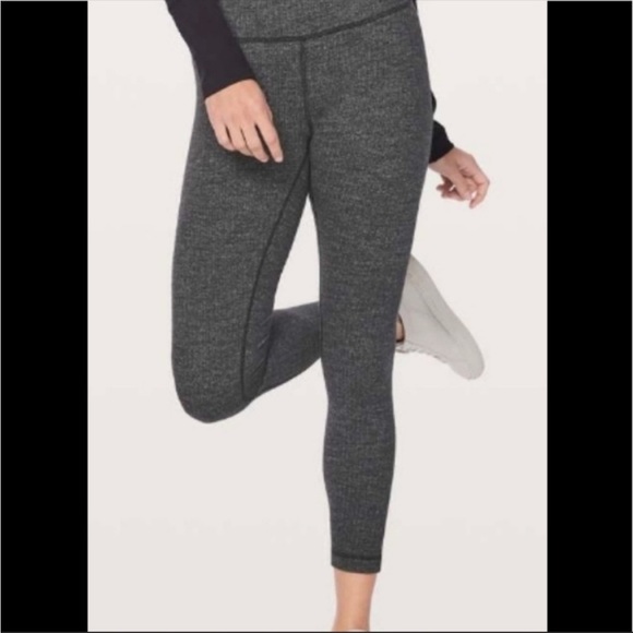 Lululemon Wunder Under 25” inseam - Picture 2 of 6